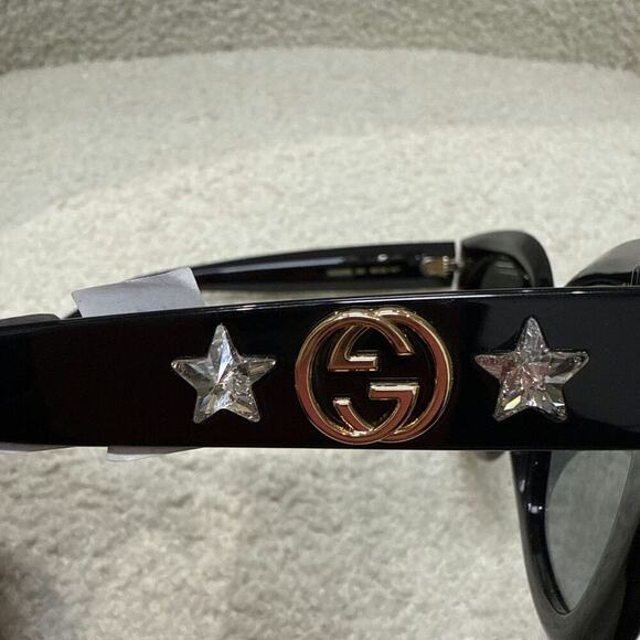Gucci Sunglasses - Picture 2 of 9